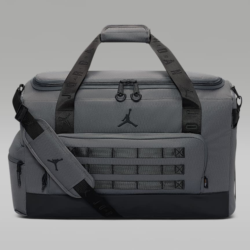 Jordan Icon Duffel Bag (25L). Nike.com